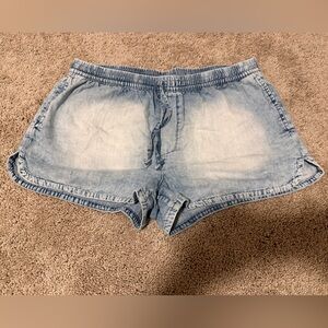 aerie Light Wash Denim Shorts